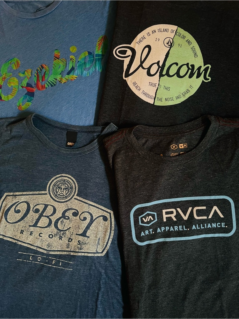 Men’s Tee Lot volvom rvca obey Ezekiel medium m